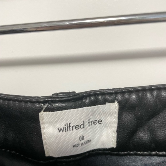 Wilfred free chasm high rise - Picture 4 of 5